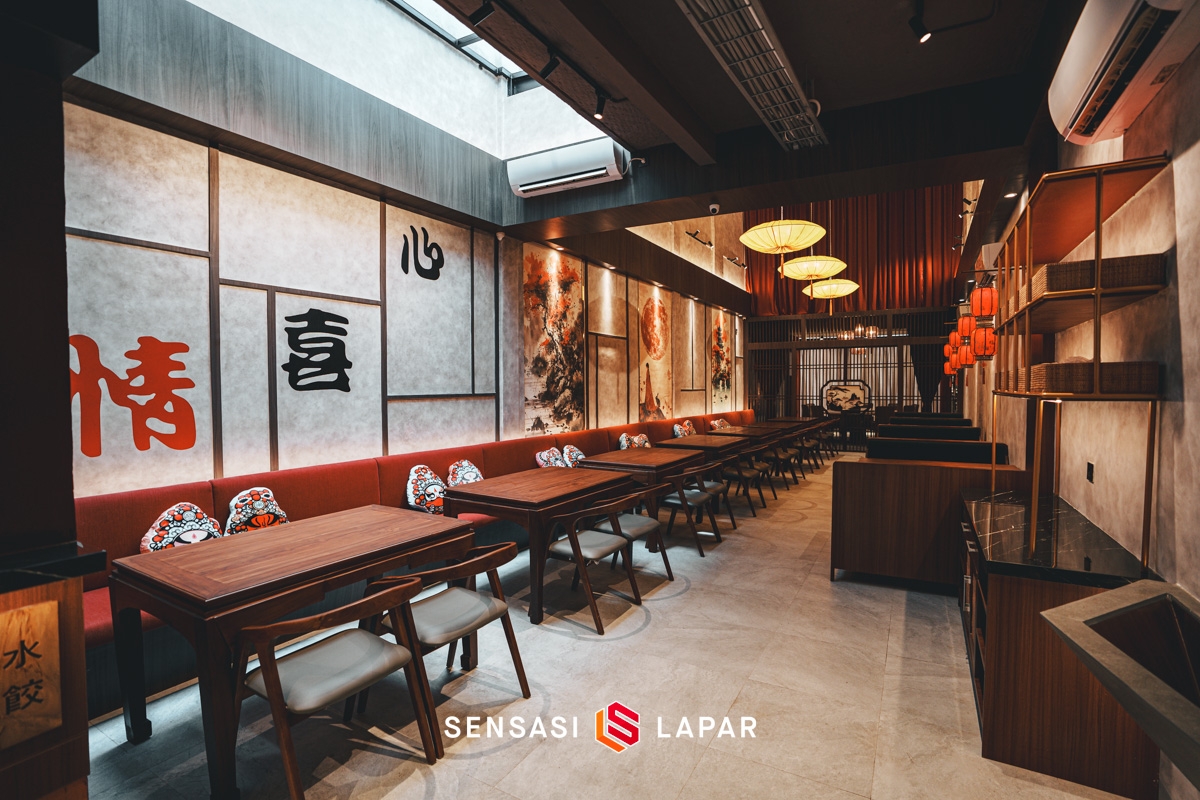 Szechuan Village Interior